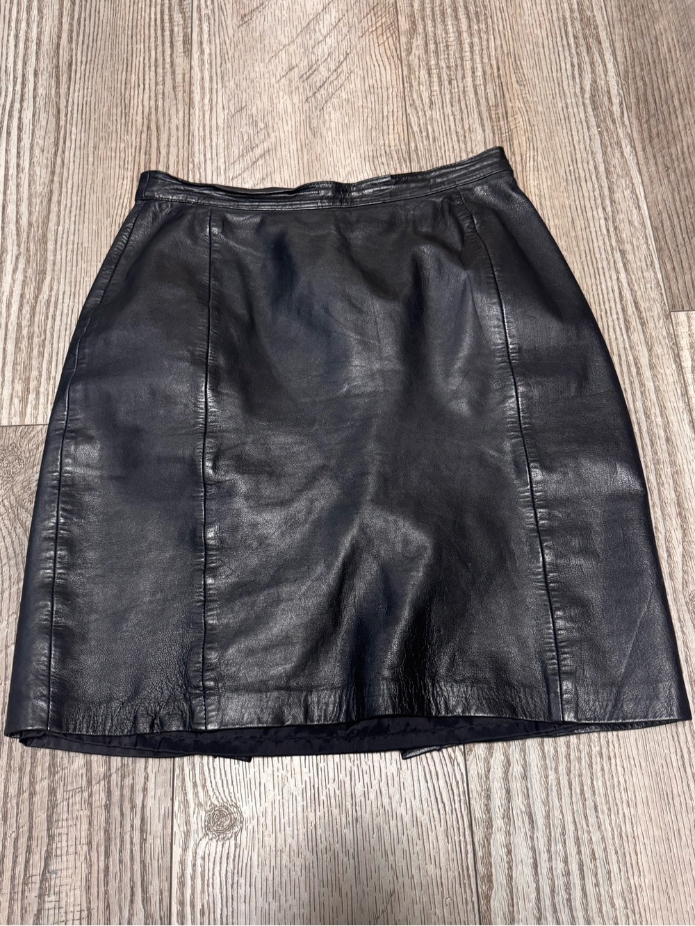 VTG BB Dakota Black Leather Skirt silk lined 11/12